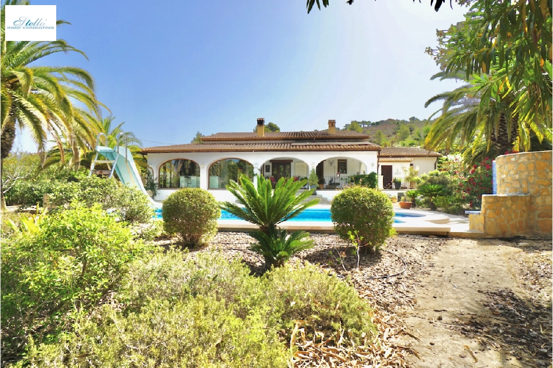 Finca in Benissa(Partida Llenes) te koop, woonoppervlakte 326 m², Airconditioning, grondstuk 18203 m², 3 slapkamer, 3 badkamer, Zwembad, ref.: CA-F-1784-AMBI-1