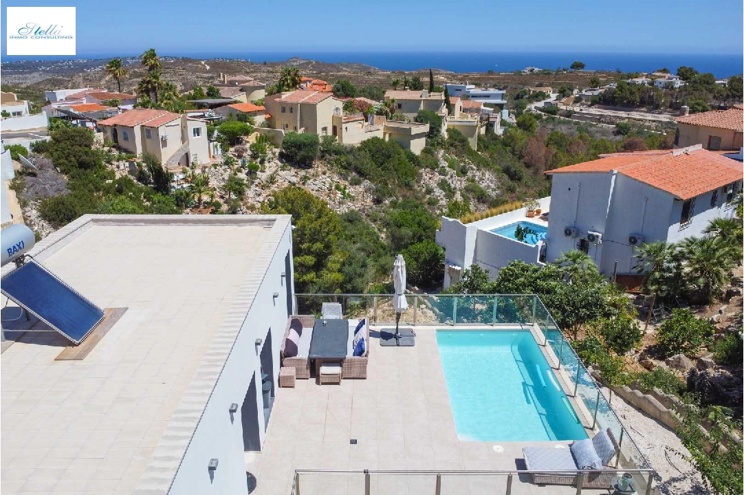 Villa in Benitachell(Cumbre del Sol) te koop, woonoppervlakte 418 m², Airconditioning, grondstuk 836 m², 4 slapkamer, 3 badkamer, Zwembad, ref.: BP-4411BELL-44