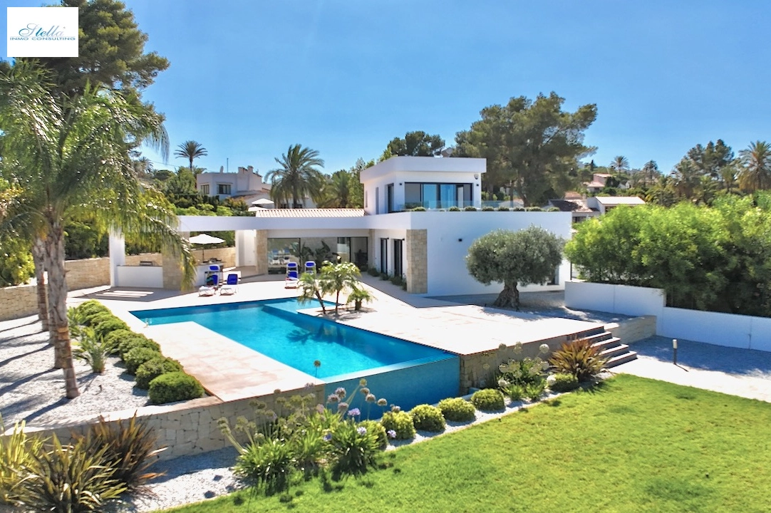 Villa in Javea(Pinosol) te koop, woonoppervlakte 260 m², Staat Eerste bewoning, + Vloerverwarming, Airconditioning, grondstuk 1866 m², 4 slapkamer, 3 badkamer, Zwembad, ref.: CA-H-1790-AMBE-1