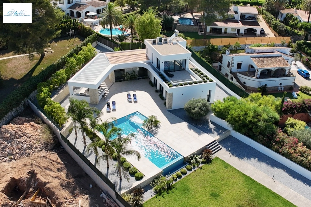 Villa in Javea(Pinosol) te koop, woonoppervlakte 260 m², Staat Eerste bewoning, + Vloerverwarming, Airconditioning, grondstuk 1866 m², 4 slapkamer, 3 badkamer, Zwembad, ref.: CA-H-1790-AMBE-44