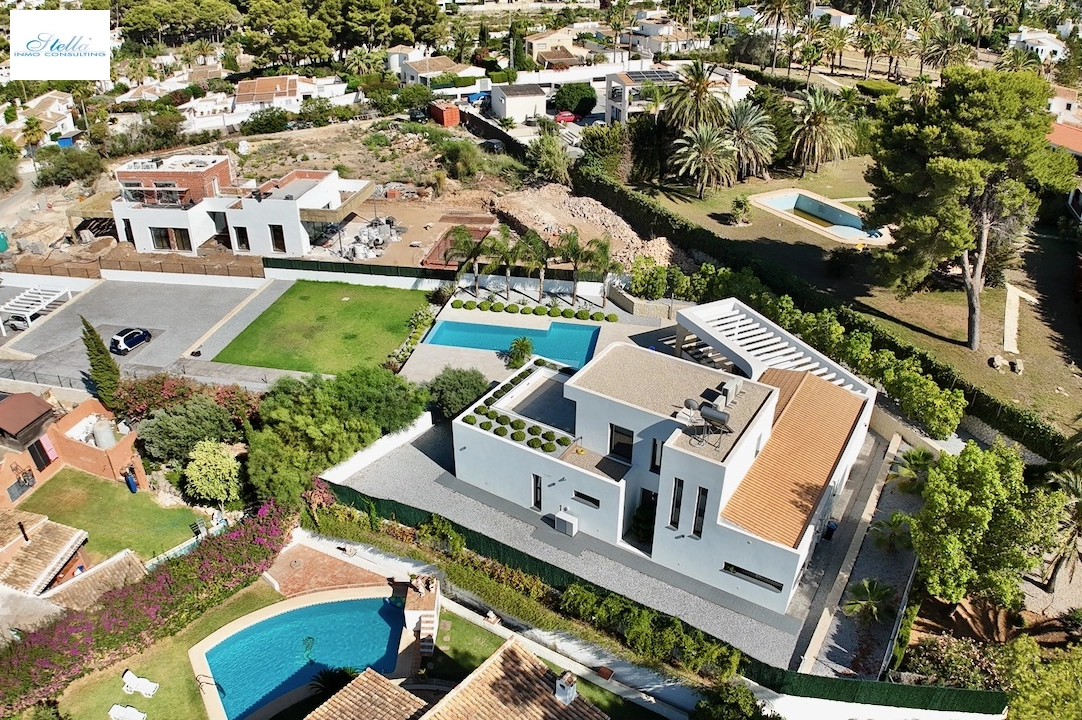 Villa in Javea(Pinosol) te koop, woonoppervlakte 260 m², Staat Eerste bewoning, + Vloerverwarming, Airconditioning, grondstuk 1866 m², 4 slapkamer, 3 badkamer, Zwembad, ref.: CA-H-1790-AMBE-50