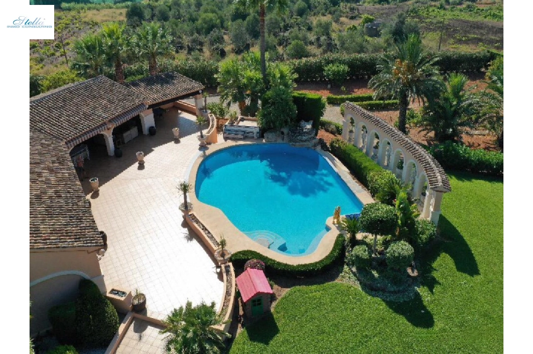 Finca in Benissa(Benissa Centre) te koop, woonoppervlakte 495 m², grondstuk 8800 m², 4 slapkamer, 4 badkamer, Zwembad, ref.: CA-F-1791-AMB-40