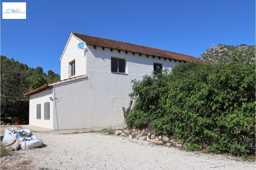 Finca in Jalon te koop, woonoppervlakte 325 m², grondstuk 3520 m², 5 slapkamer, 3 badkamer, Zwembad, ref.: PT-24011-27