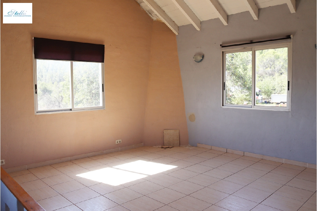 Finca in Jalon te koop, woonoppervlakte 325 m², grondstuk 3520 m², 5 slapkamer, 3 badkamer, Zwembad, ref.: PT-24011-50