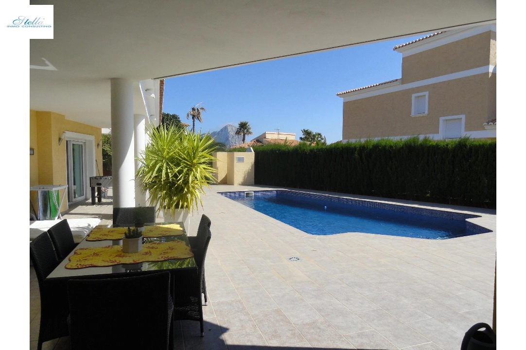 Villa in Calpe(Calpe) te koop, woonoppervlakte 410 m², Airconditioning, grondstuk 983 m², 3 slapkamer, 3 badkamer, Zwembad, ref.: COB-982-10535-17