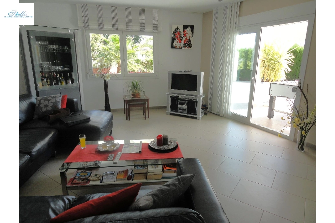 Villa in Calpe(Calpe) te koop, woonoppervlakte 410 m², Airconditioning, grondstuk 983 m², 3 slapkamer, 3 badkamer, Zwembad, ref.: COB-982-10535-33