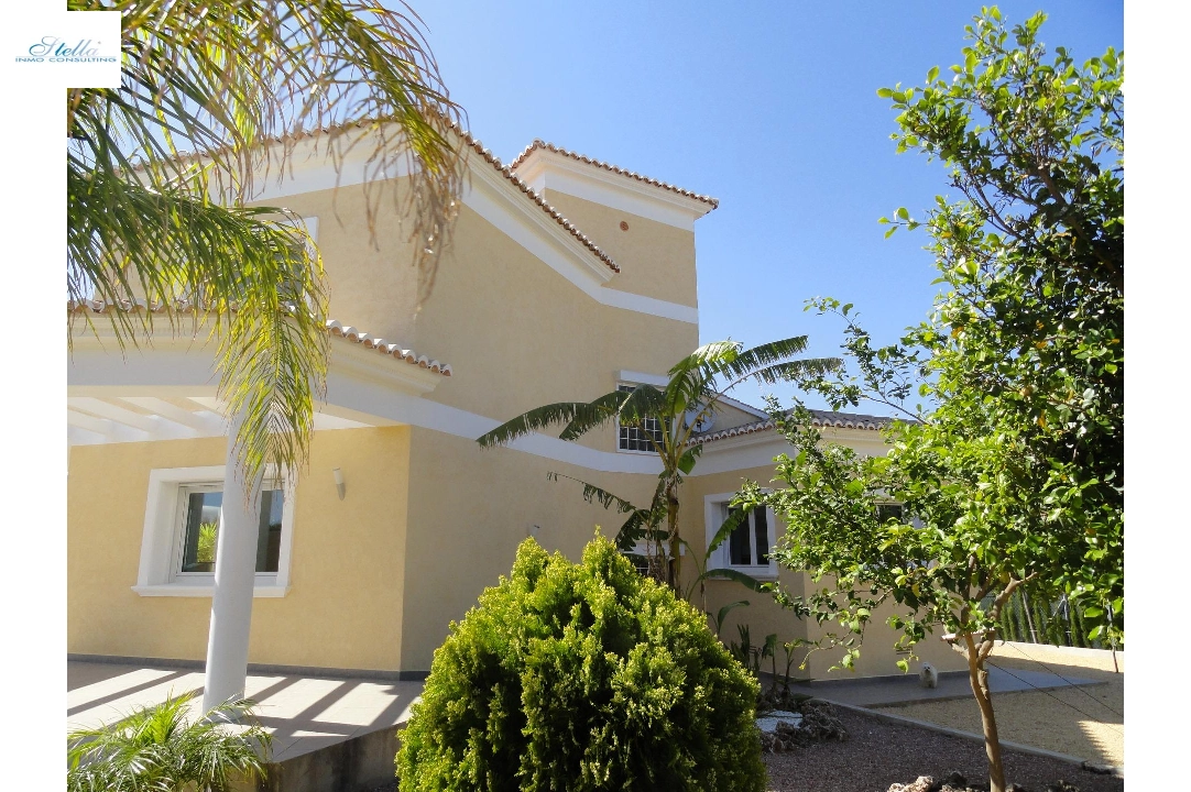 Villa in Calpe(Calpe) te koop, woonoppervlakte 410 m², Airconditioning, grondstuk 983 m², 3 slapkamer, 3 badkamer, Zwembad, ref.: COB-982-10535-5