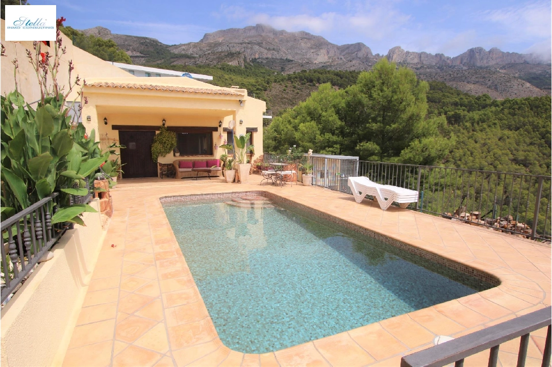 Villa in Callosa d-en Sarria(Callosa D en Sarria) te koop, woonoppervlakte 162 m², grondstuk 670 m², 4 slapkamer, 2 badkamer, Zwembad, ref.: COB-3147-10535-1