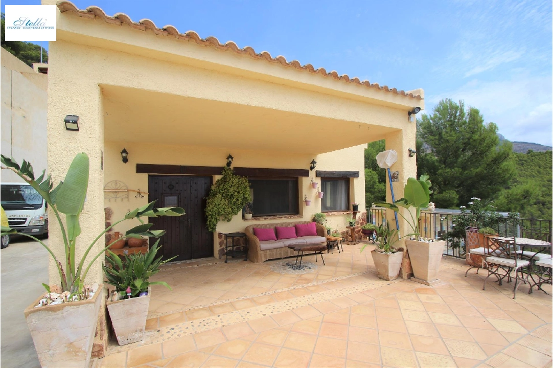 Villa in Callosa d-en Sarria(Callosa D en Sarria) te koop, woonoppervlakte 162 m², grondstuk 670 m², 4 slapkamer, 2 badkamer, Zwembad, ref.: COB-3147-10535-7