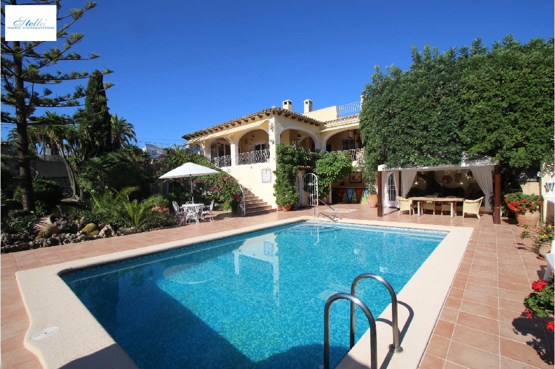 Villa in Benissa(Buena Vista) te koop, woonoppervlakte 372 m², Airconditioning, grondstuk 3082 m², 4 slapkamer, 5 badkamer, Zwembad, ref.: COB-3306-10535-1