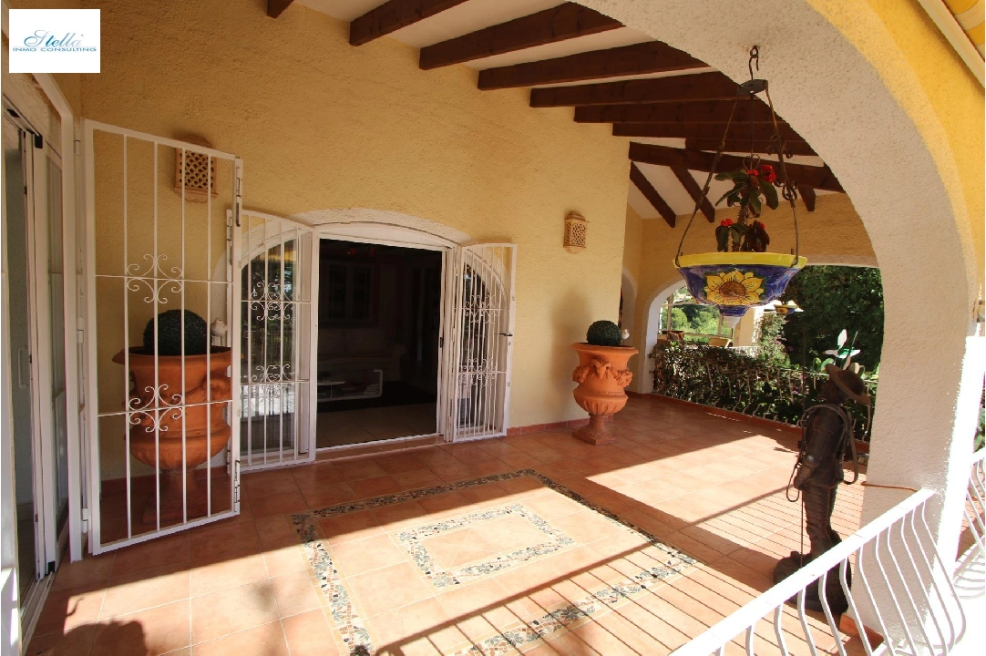 Villa in Benissa(Buena Vista) te koop, woonoppervlakte 372 m², Airconditioning, grondstuk 3082 m², 4 slapkamer, 5 badkamer, Zwembad, ref.: COB-3306-10535-50