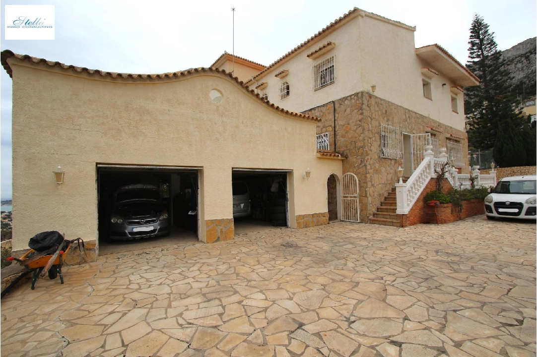 Villa in Calpe(La Canuta) te koop, woonoppervlakte 609 m², grondstuk 3102 m², 4 slapkamer, 4 badkamer, Zwembad, ref.: COB-3330-10535-23