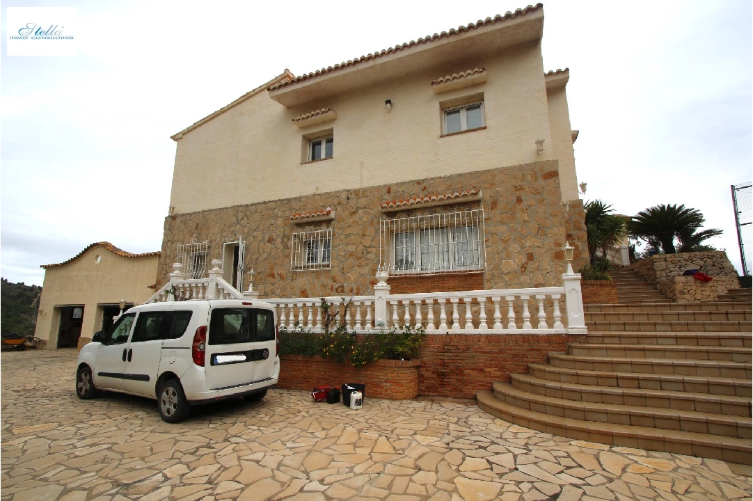 Villa in Calpe(La Canuta) te koop, woonoppervlakte 609 m², grondstuk 3102 m², 4 slapkamer, 4 badkamer, Zwembad, ref.: COB-3330-10535-24