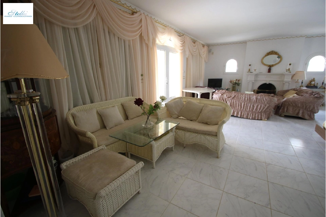 Villa in Calpe(La Canuta) te koop, woonoppervlakte 609 m², grondstuk 3102 m², 4 slapkamer, 4 badkamer, Zwembad, ref.: COB-3330-10535-38