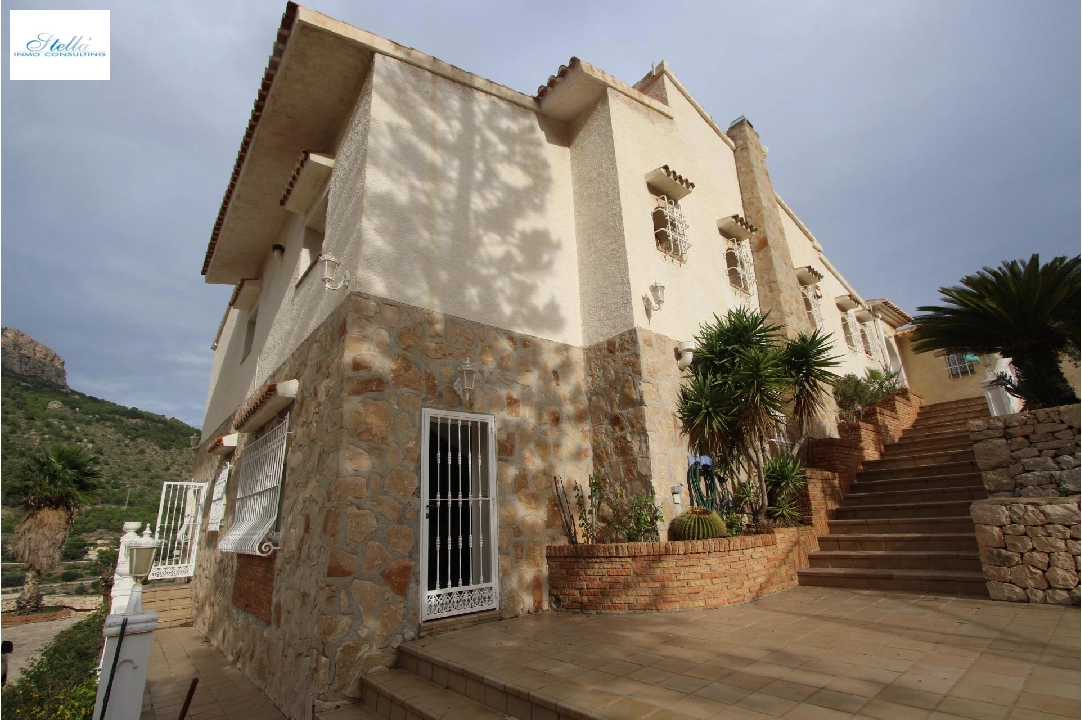 Villa in Calpe(La Canuta) te koop, woonoppervlakte 609 m², grondstuk 3102 m², 4 slapkamer, 4 badkamer, Zwembad, ref.: COB-3330-10535-48