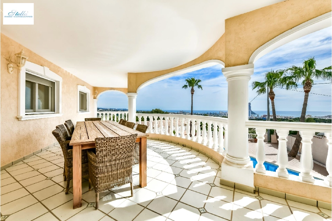 Villa in Calpe(Oltamar) te koop, woonoppervlakte 351 m², Airconditioning, grondstuk 1170 m², 6 slapkamer, 6 badkamer, Zwembad, ref.: COB-3365-10535-13