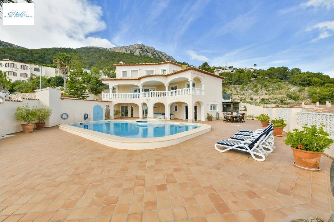 Villa in Calpe(Oltamar) te koop, woonoppervlakte 351 m², Airconditioning, grondstuk 1170 m², 6 slapkamer, 6 badkamer, Zwembad, ref.: COB-3365-10535-19