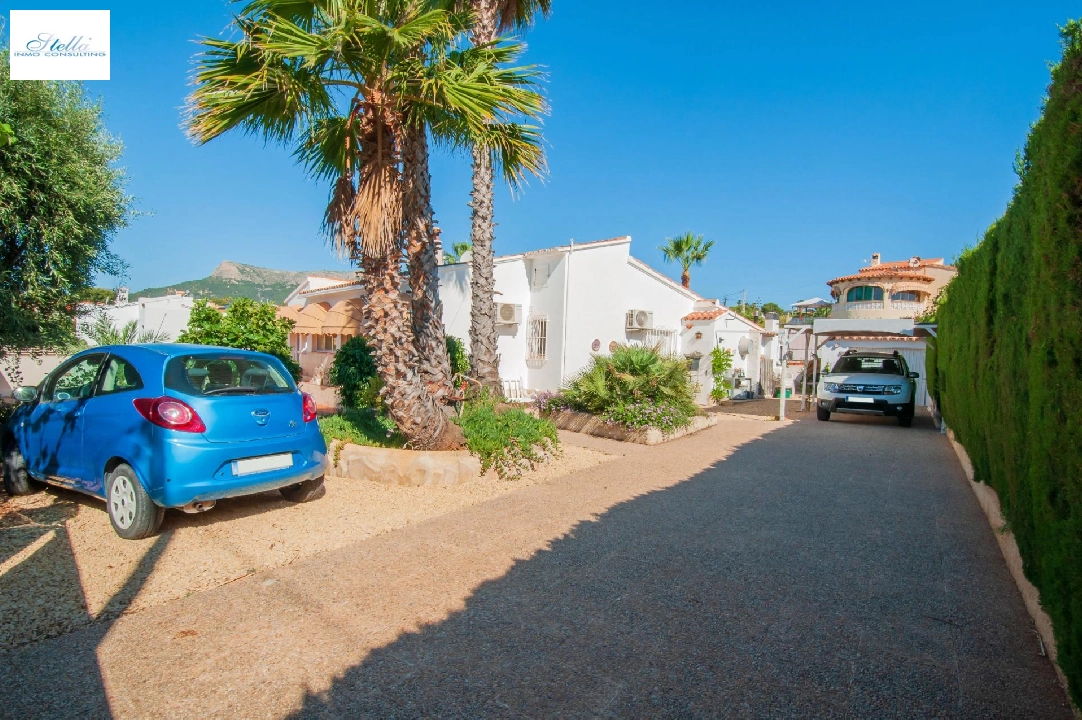 Villa in Calpe(Pla roig) te koop, woonoppervlakte 145 m², Airconditioning, grondstuk 800 m², 3 slapkamer, 2 badkamer, Zwembad, ref.: COB-3377-10535-14