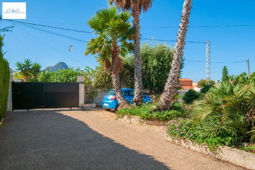 Villa in Calpe(Pla roig) te koop, woonoppervlakte 145 m², Airconditioning, grondstuk 800 m², 3 slapkamer, 2 badkamer, Zwembad, ref.: COB-3377-10535-15