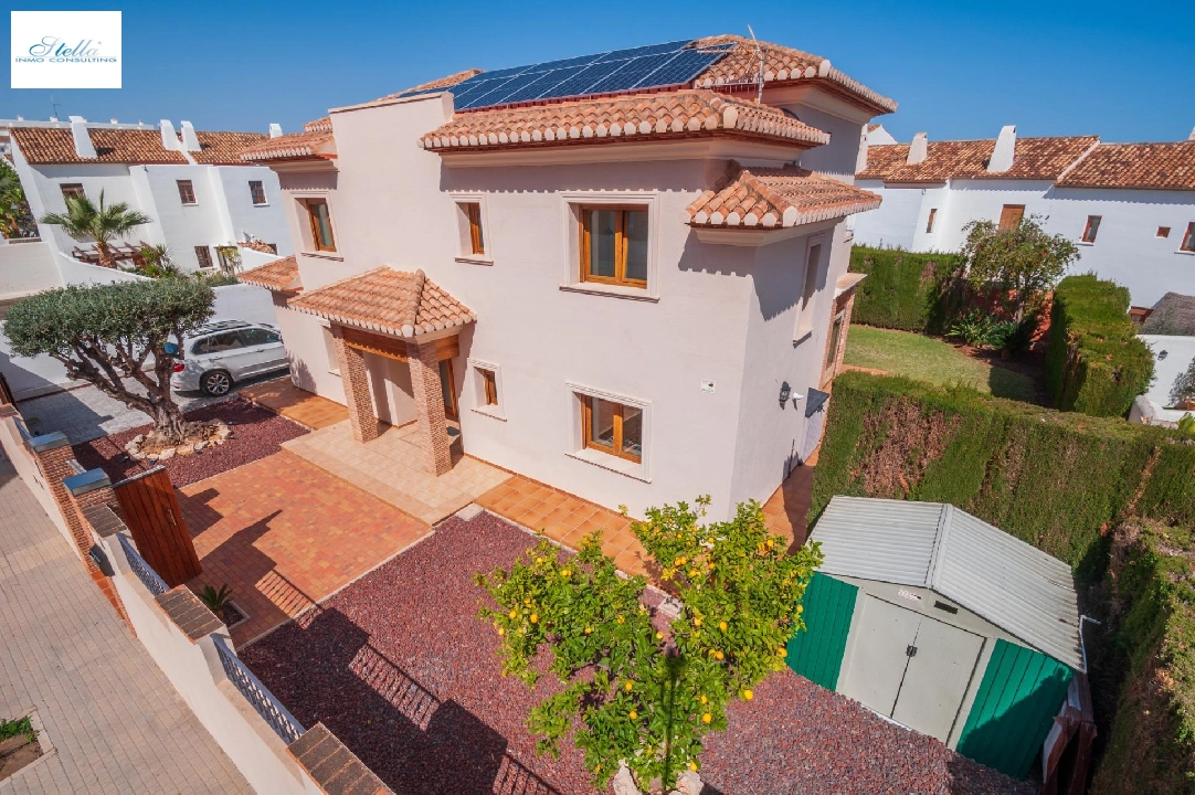 Villa in Denia(La xara) te koop, woonoppervlakte 232 m², Airconditioning, grondstuk 600 m², 3 slapkamer, 3 badkamer, Zwembad, ref.: COB-3448-10535-13