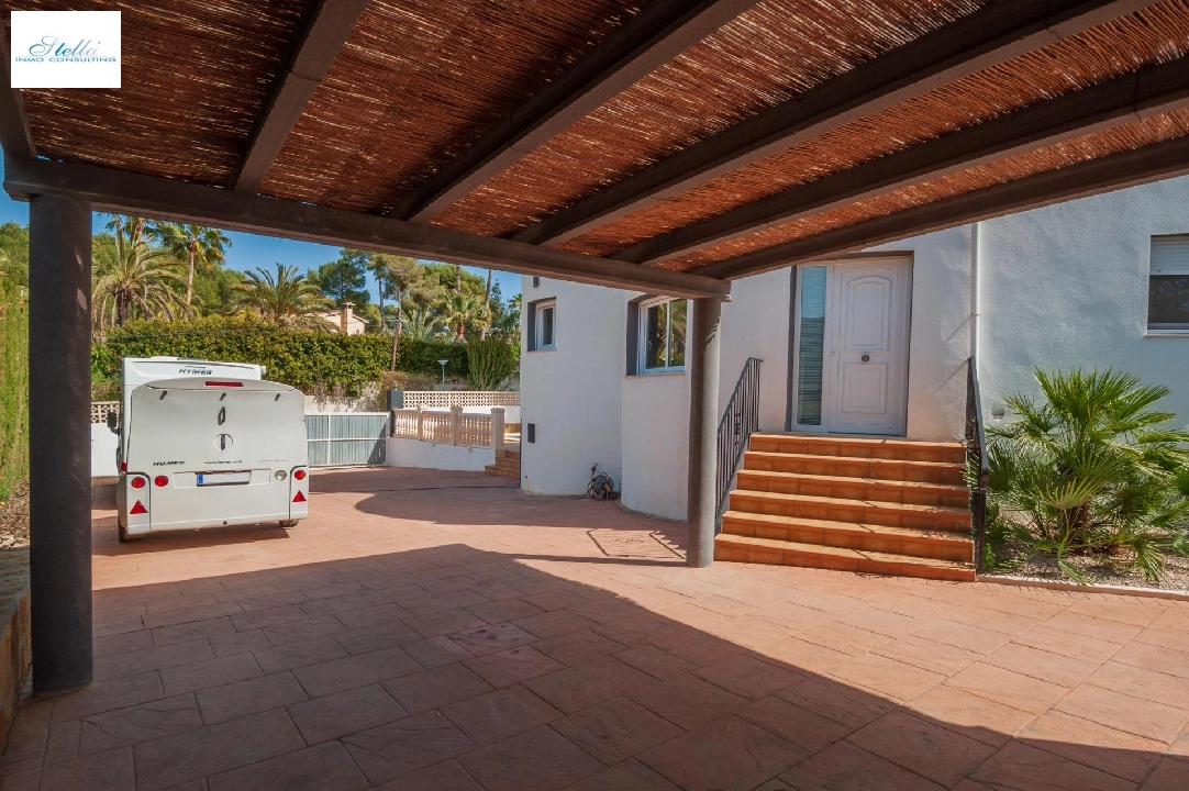 Villa in Benissa(San Jaime) te koop, woonoppervlakte 240 m², Airconditioning, 6 slapkamer, 3 badkamer, Zwembad, ref.: COB-3449-10535-39