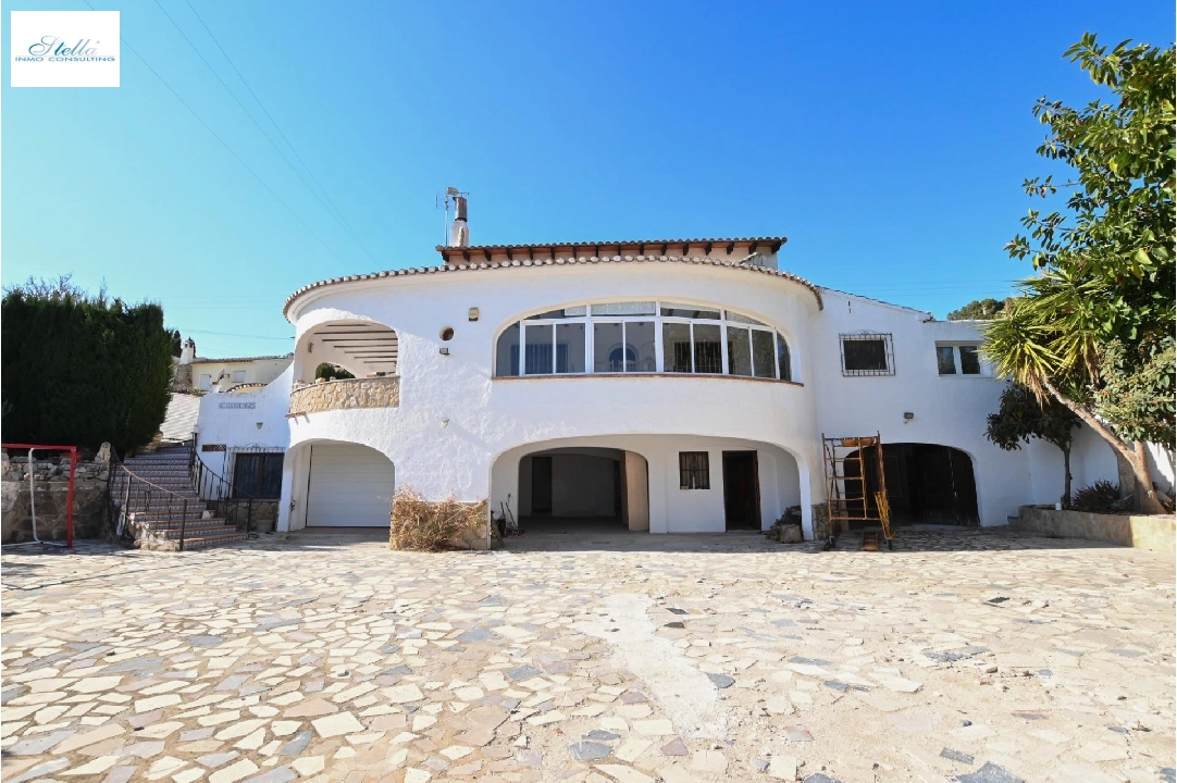 Villa in Calpe(Corralets) te koop, woonoppervlakte 390 m², Airconditioning, grondstuk 1160 m², 3 slapkamer, 2 badkamer, Zwembad, ref.: COB-3431-10535-1