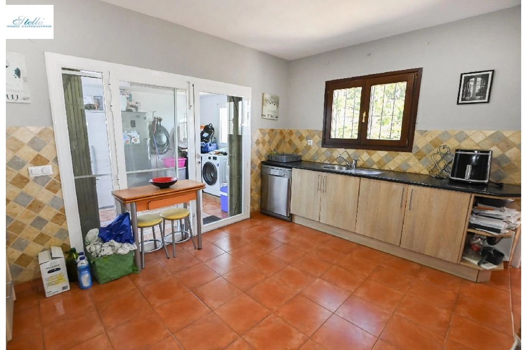 Villa in Calpe(Corralets) te koop, woonoppervlakte 390 m², Airconditioning, grondstuk 1160 m², 3 slapkamer, 2 badkamer, Zwembad, ref.: COB-3431-10535-12