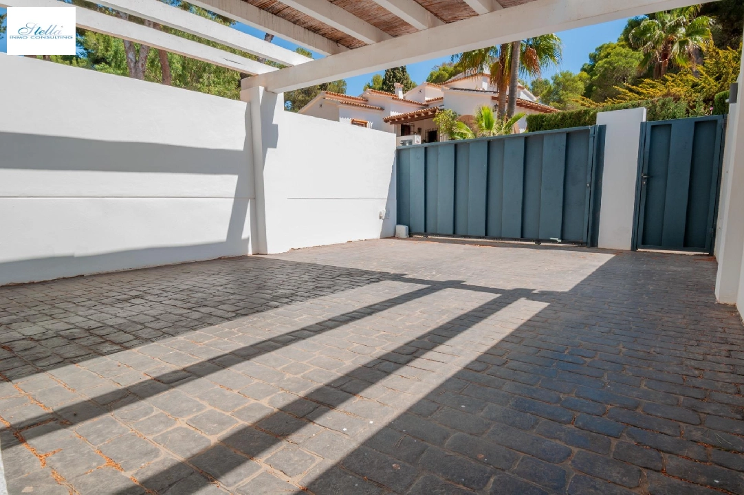 Villa in Moraira(El Portet) te koop, woonoppervlakte 180 m², Airconditioning, grondstuk 1300 m², 4 slapkamer, 4 badkamer, Zwembad, ref.: COB-3455-10535-39