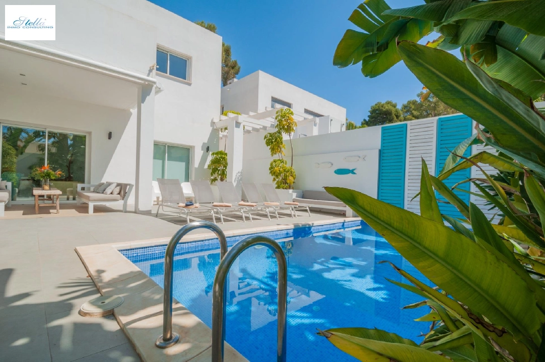 Villa in Moraira(El Portet) te koop, woonoppervlakte 180 m², Airconditioning, grondstuk 1300 m², 4 slapkamer, 4 badkamer, Zwembad, ref.: COB-3455-10535-8