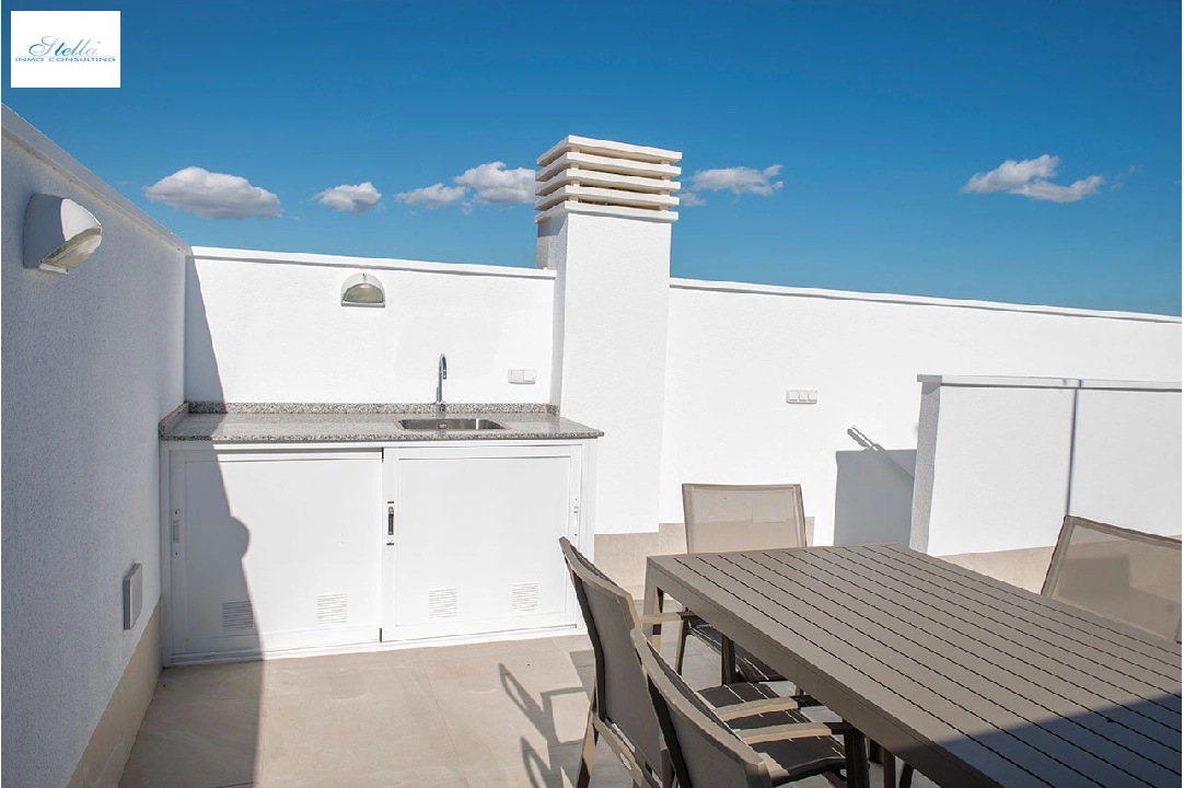 Reihenhaus in San Pedro del Pinatar te koop, woonoppervlakte 157 m², Staat Eerste bewoning, grondstuk 92 m², 3 slapkamer, 2 badkamer, Zwembad, ref.: HA-SAN-115-R01-24