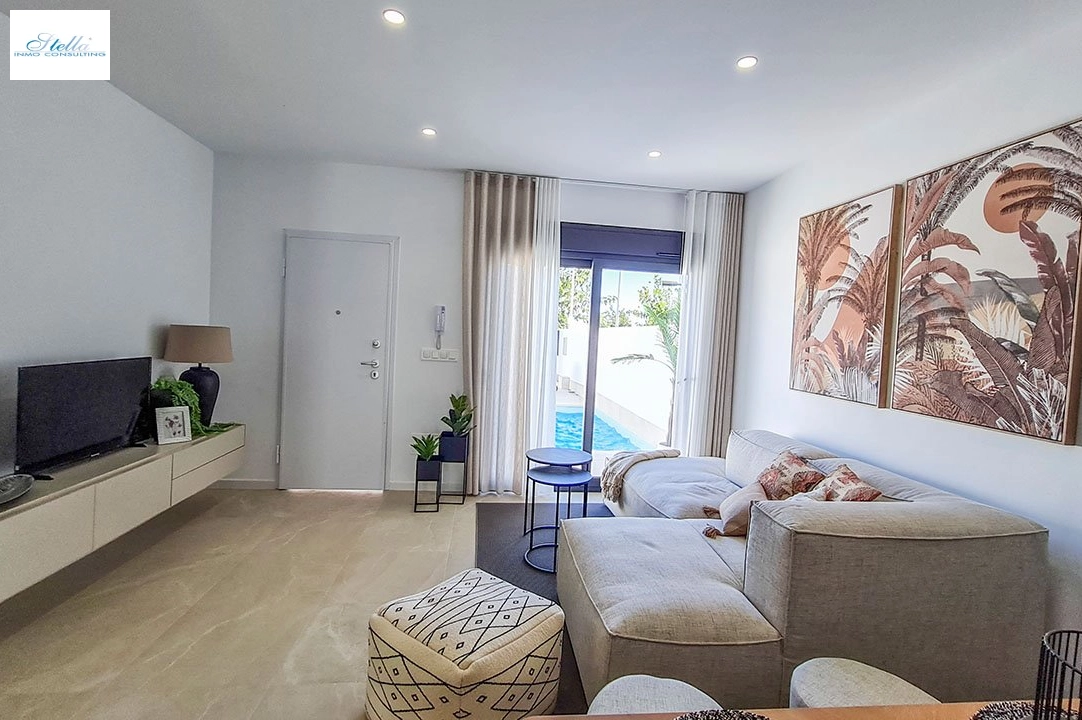 Reihenhaus in San Pedro del Pinatar te koop, woonoppervlakte 157 m², Staat Eerste bewoning, grondstuk 92 m², 3 slapkamer, 2 badkamer, Zwembad, ref.: HA-SAN-115-R01-7