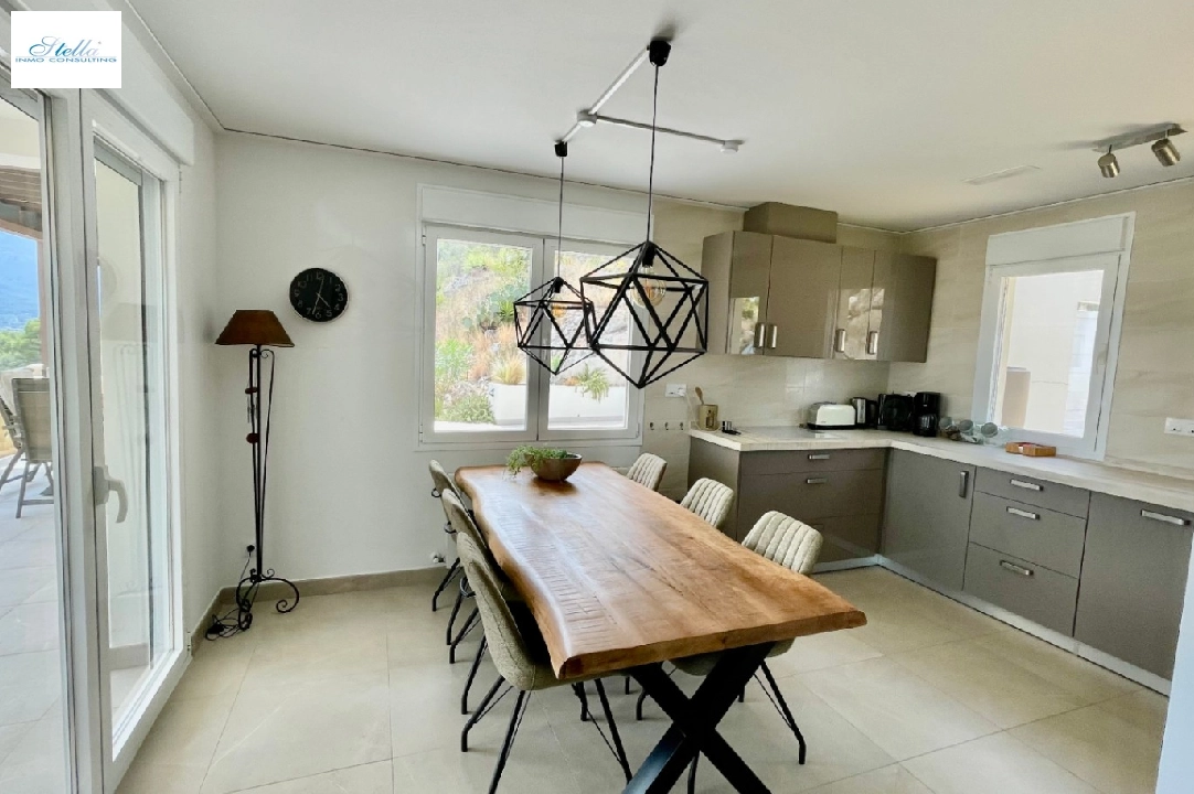 Villa in Alcalali te koop, woonoppervlakte 429 m², Bouwjaar 2022, + Vloerverwarming, Airconditioning, grondstuk 1468 m², 7 slapkamer, 4 badkamer, Zwembad, ref.: PV-141-01982P-49