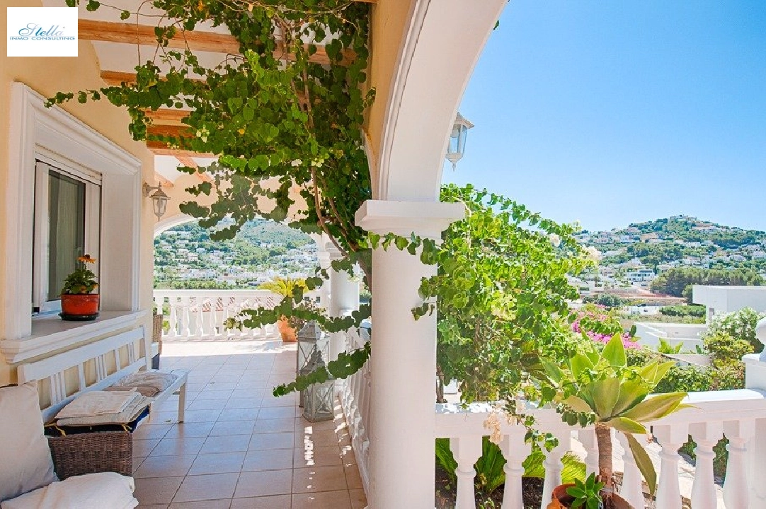 Villa in Moraira te koop, woonoppervlakte 270 m², Bouwjaar 2007, Airconditioning, grondstuk 797 m², 4 slapkamer, 3 badkamer, Zwembad, ref.: AM-11778DA-10