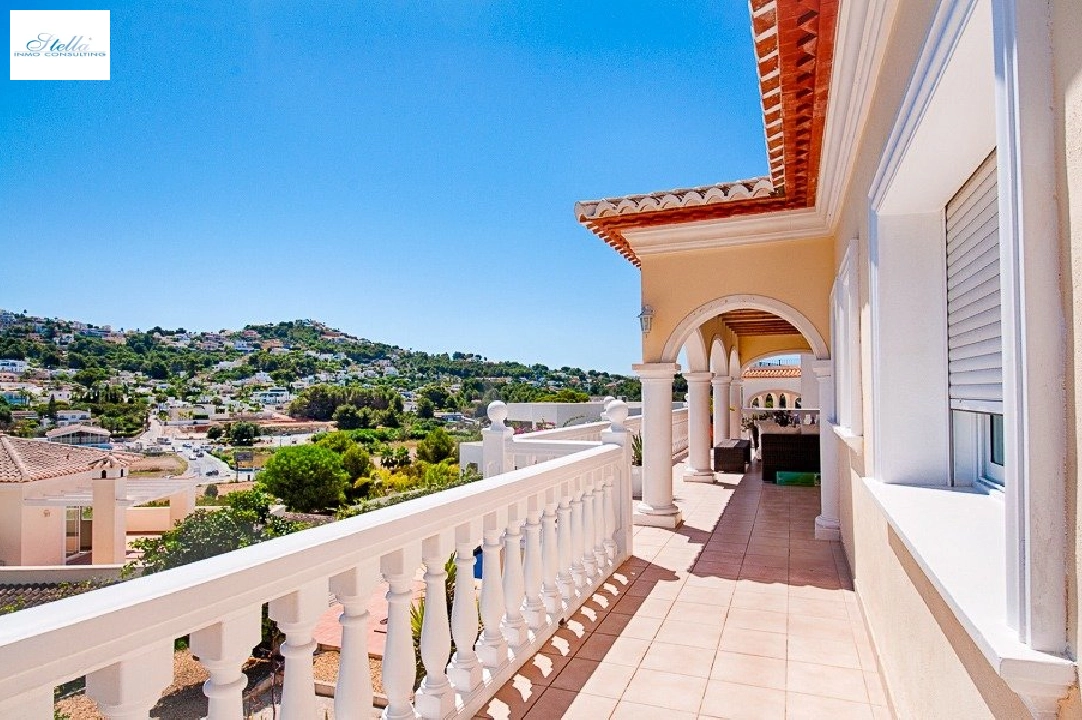 Villa in Moraira te koop, woonoppervlakte 270 m², Bouwjaar 2007, Airconditioning, grondstuk 797 m², 4 slapkamer, 3 badkamer, Zwembad, ref.: AM-11778DA-17