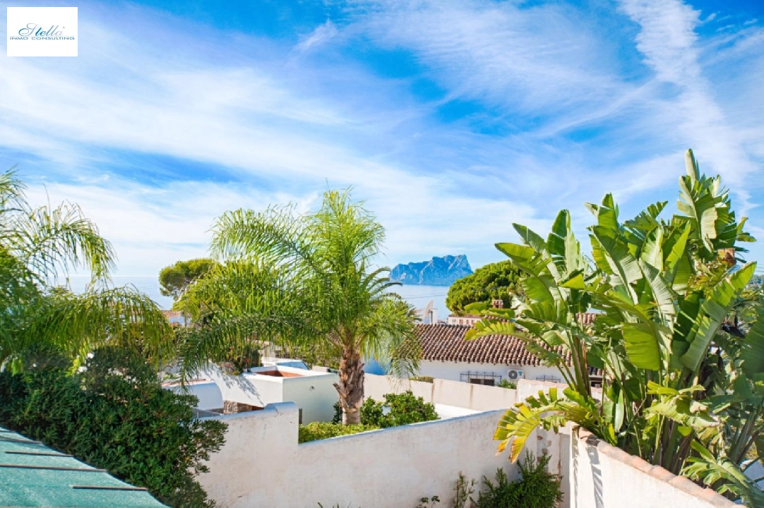 Villa in Moraira te koop, woonoppervlakte 326 m², Bouwjaar 1975, Airconditioning, grondstuk 791 m², 6 slapkamer, 6 badkamer, Zwembad, ref.: AM-12082DA-13