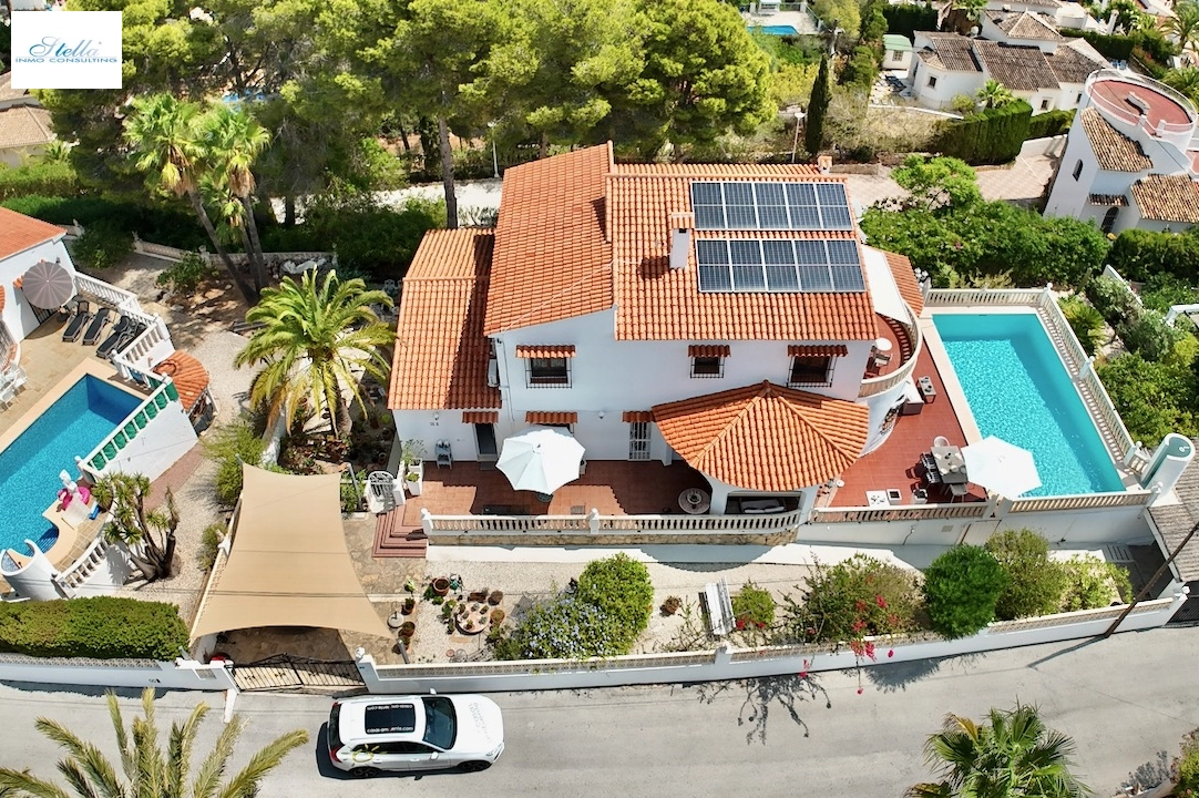 Villa in Benissa(Baladrar) te koop, woonoppervlakte 290 m², Airconditioning, grondstuk 841 m², 5 slapkamer, 4 badkamer, Zwembad, ref.: CA-H-1801-AMBE-14