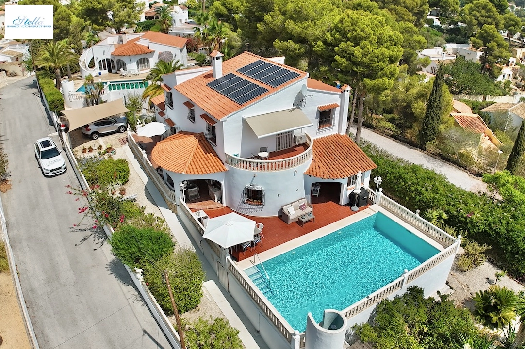 Villa in Benissa(Baladrar) te koop, woonoppervlakte 290 m², Airconditioning, grondstuk 841 m², 5 slapkamer, 4 badkamer, Zwembad, ref.: CA-H-1801-AMBE-15