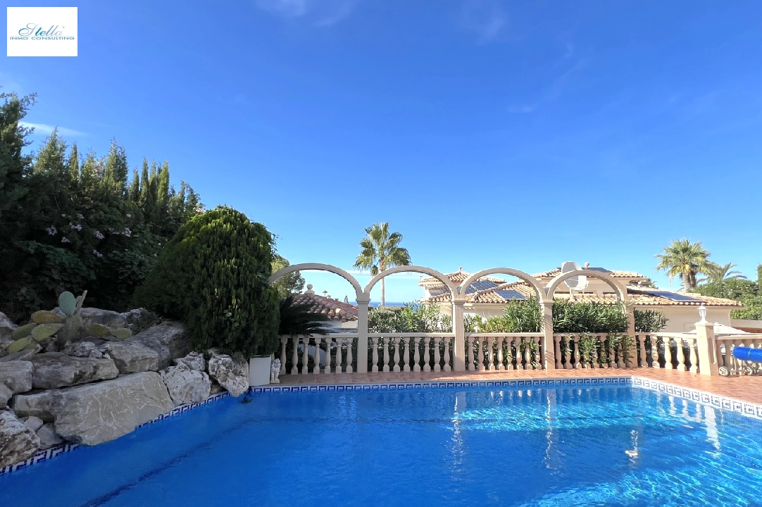 Villa in Denia(Marquesa VI) te koop, woonoppervlakte 122 m², Bouwjaar 2001, Staat netjes, + Vloerverwarming, Airconditioning, grondstuk 802 m², 4 slapkamer, 3 badkamer, Zwembad, ref.: SC-T0924-32