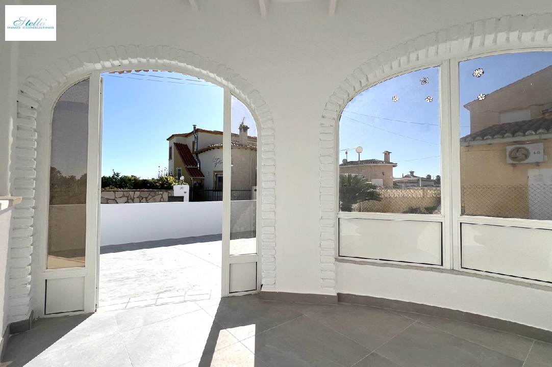 Villa in Els Poblets(Sorts de la mar 26A) te koop, woonoppervlakte 80 m², Bouwjaar 1985, Staat als nieuw, + KLIMA, Airconditioning, grondstuk 303 m², 2 slapkamer, 2 badkamer, Zwembad, ref.: AS-0824-18