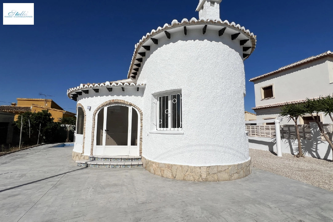 Villa in Els Poblets(Sorts de la mar 26A) te koop, woonoppervlakte 80 m², Bouwjaar 1985, Staat als nieuw, + KLIMA, Airconditioning, grondstuk 303 m², 2 slapkamer, 2 badkamer, Zwembad, ref.: AS-0824-20