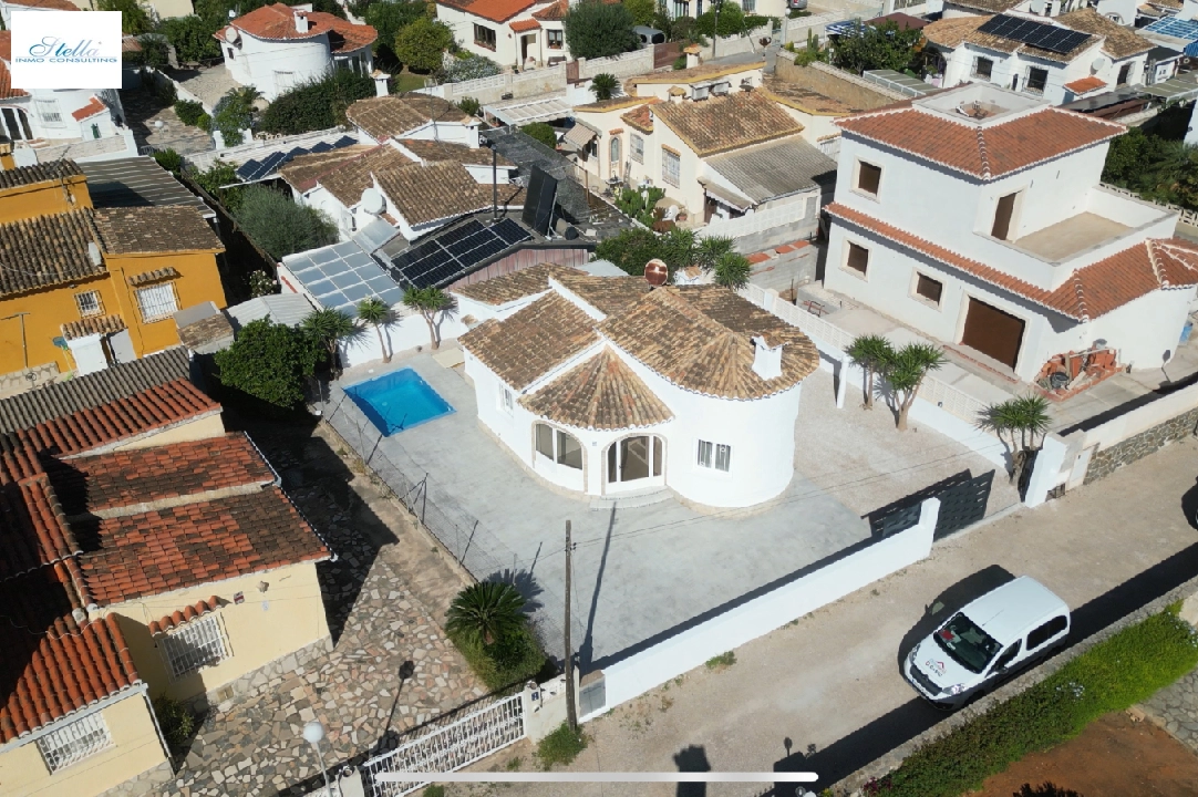 Villa in Els Poblets(Sorts de la mar 26A) te koop, woonoppervlakte 80 m², Bouwjaar 1985, Staat als nieuw, + KLIMA, Airconditioning, grondstuk 303 m², 2 slapkamer, 2 badkamer, Zwembad, ref.: AS-0824-7