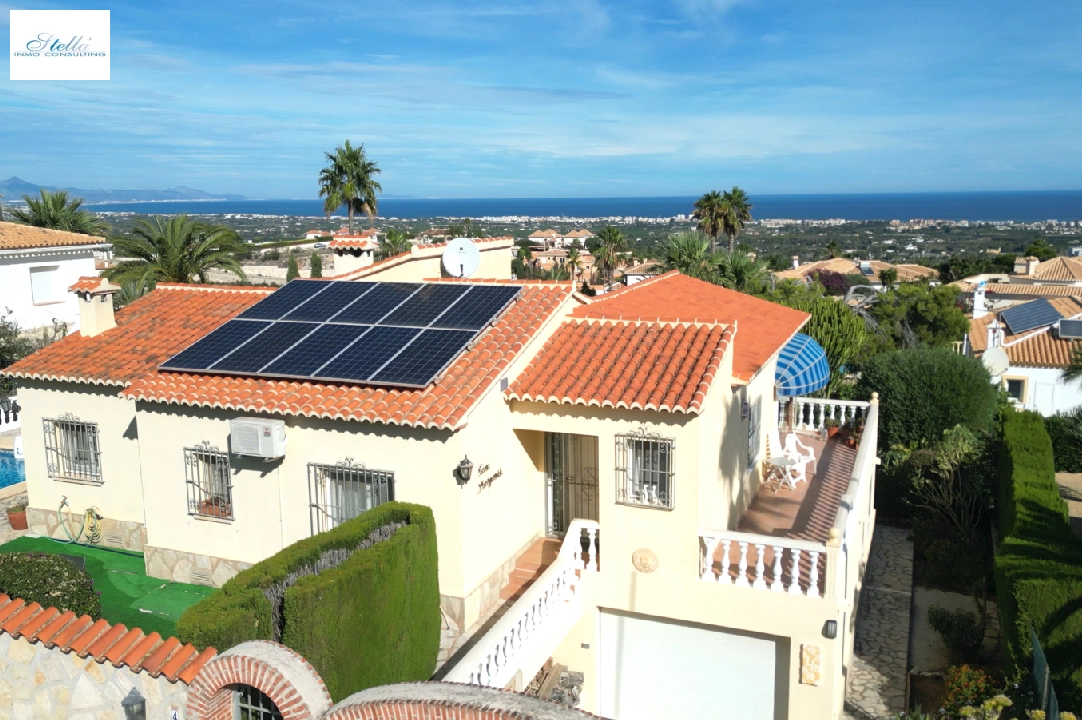 Villa in Denia(Marquesa 6 ) te koop, woonoppervlakte 150 m², Bouwjaar 1995, Staat netjes, + Centrale verwarming, Airconditioning, grondstuk 800 m², 3 slapkamer, 3 badkamer, Zwembad, ref.: AS-0924-1