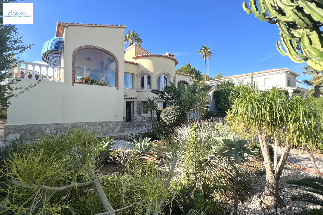 Villa in Denia(Marquesa 6 ) te koop, woonoppervlakte 150 m², Bouwjaar 1995, Staat netjes, + Centrale verwarming, Airconditioning, grondstuk 800 m², 3 slapkamer, 3 badkamer, Zwembad, ref.: AS-0924-11