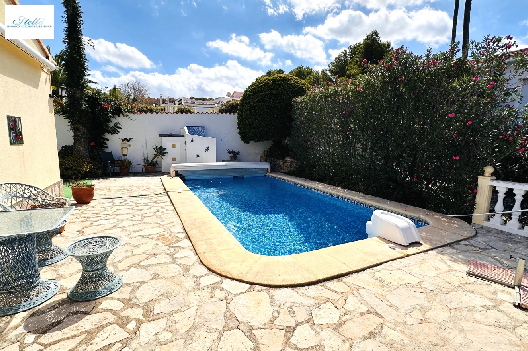 Villa in Denia(Marquesa 6 ) te koop, woonoppervlakte 150 m², Bouwjaar 1995, Staat netjes, + Centrale verwarming, Airconditioning, grondstuk 800 m², 3 slapkamer, 3 badkamer, Zwembad, ref.: AS-0924-47