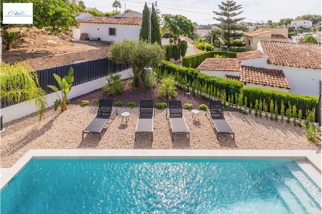 Villa in Benissa(La Fustera) te koop, woonoppervlakte 249 m², Airconditioning, grondstuk 895 m², 4 slapkamer, 3 badkamer, Zwembad, ref.: CA-H-9309-AMB-26