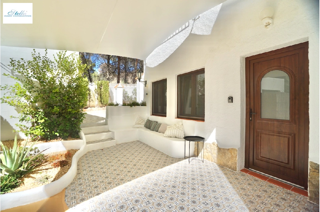 Villa in Benissa(Fanadix) te koop, woonoppervlakte 180 m², Airconditioning, grondstuk 1215 m², 5 slapkamer, 4 badkamer, Zwembad, ref.: CA-H-1812-AMB-29