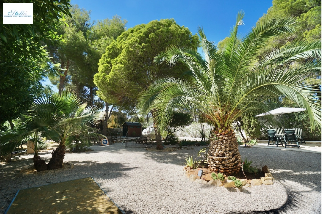 Villa in Benissa(Fanadix) te koop, woonoppervlakte 180 m², Airconditioning, grondstuk 1215 m², 5 slapkamer, 4 badkamer, Zwembad, ref.: CA-H-1812-AMB-3