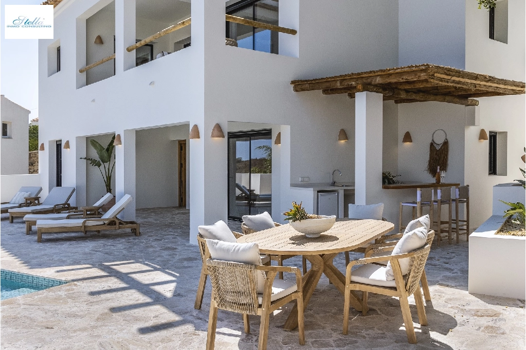 Villa in Javea(Pinosol) te koop, woonoppervlakte 250 m², Airconditioning, grondstuk 900 m², 3 slapkamer, 3 badkamer, Zwembad, ref.: CA-H-1821-AMBI-2