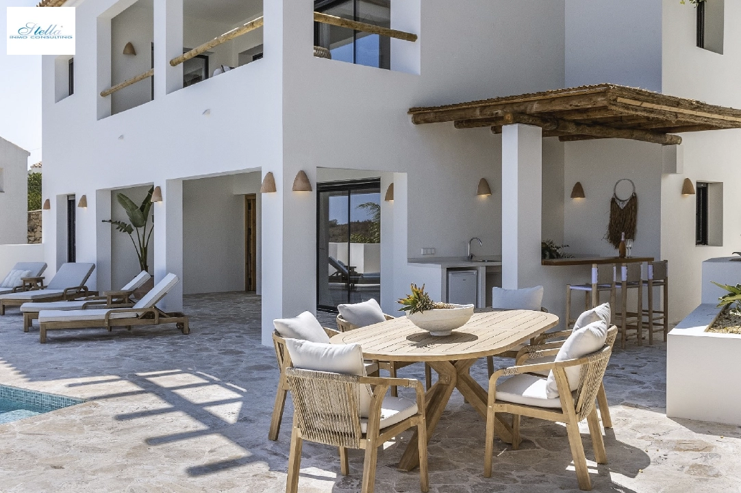 Villa in Javea(Pinosol) te koop, woonoppervlakte 250 m², Airconditioning, grondstuk 900 m², 3 slapkamer, 3 badkamer, Zwembad, ref.: CA-H-1821-AMBI-26