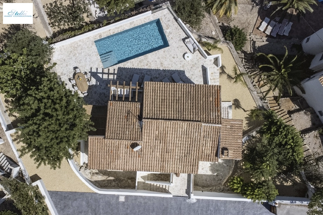 Villa in Javea(Pinosol) te koop, woonoppervlakte 250 m², Airconditioning, grondstuk 900 m², 3 slapkamer, 3 badkamer, Zwembad, ref.: CA-H-1821-AMBI-30